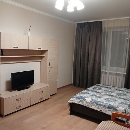 Cosy Flat Appartement Kiev Buitenkant foto