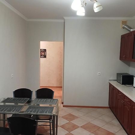 Cosy Flat Appartement Kiev Buitenkant foto