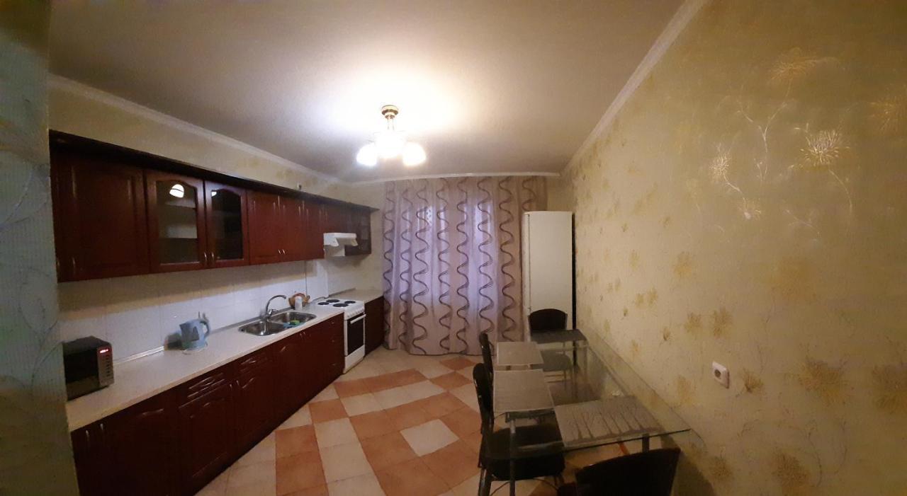 Cosy Flat Appartement Kiev Buitenkant foto