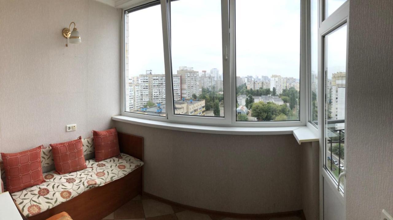 Cosy Flat Appartement Kiev Buitenkant foto