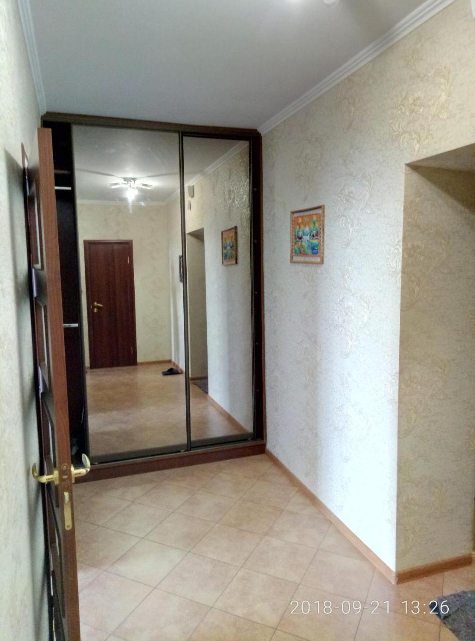 Cosy Flat Appartement Kiev Buitenkant foto